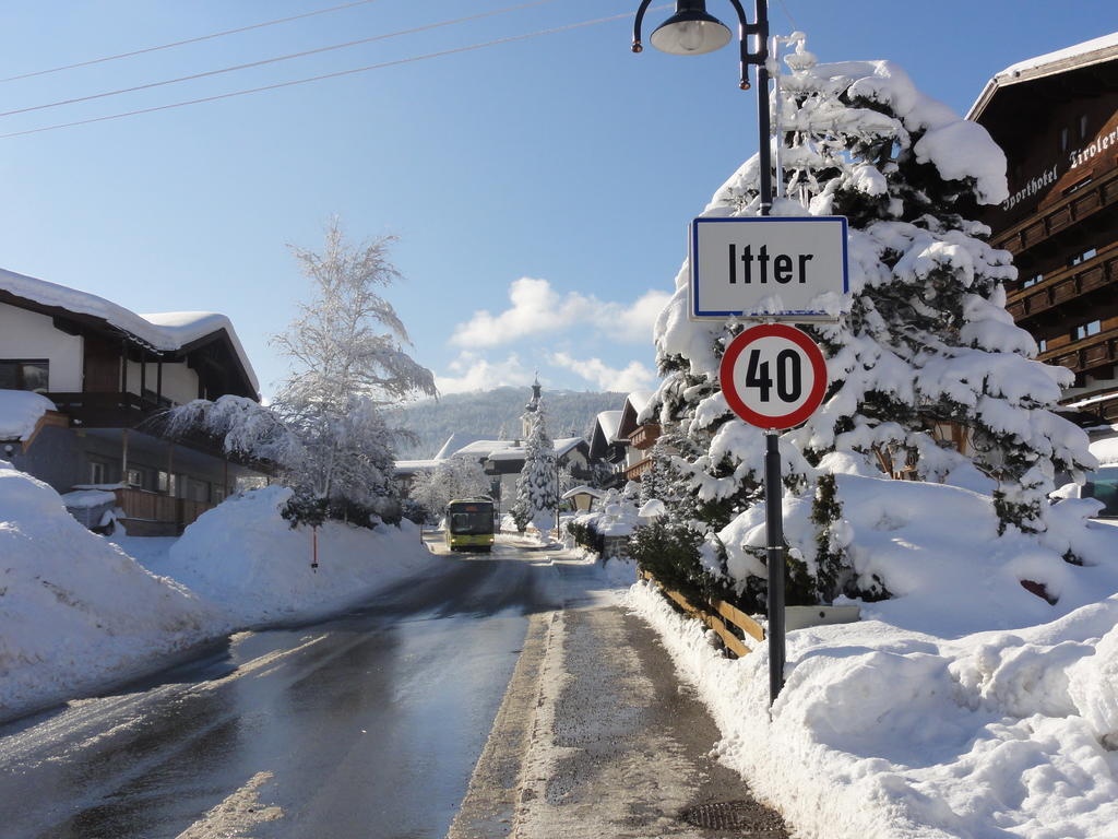 Hotel Edelweiss Itter Exteriör bild